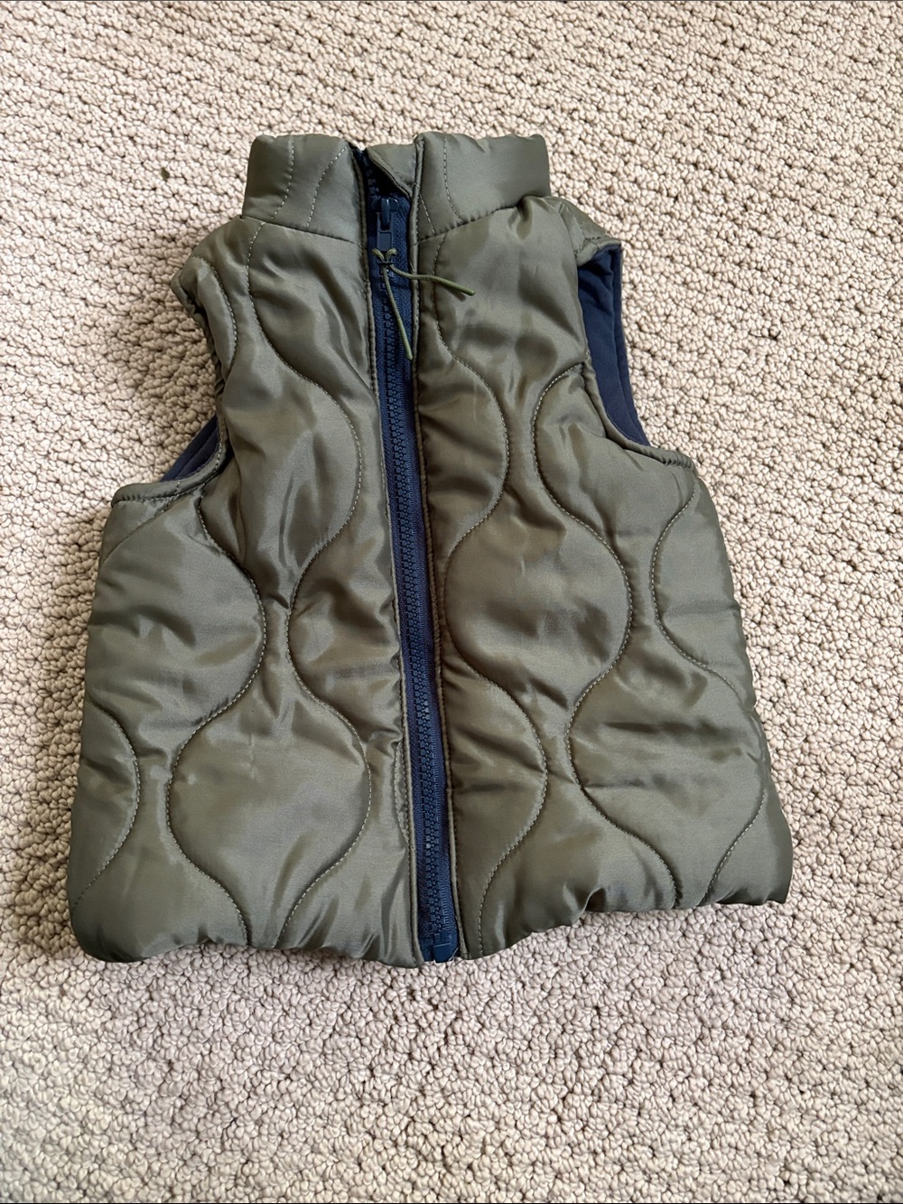 Tommy Bahama Quilted Puffer Vest
